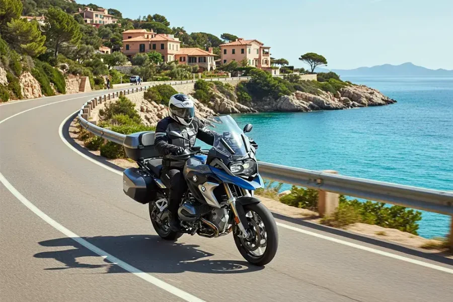 rider on BWM motorcycle riding the legendary SS125 road